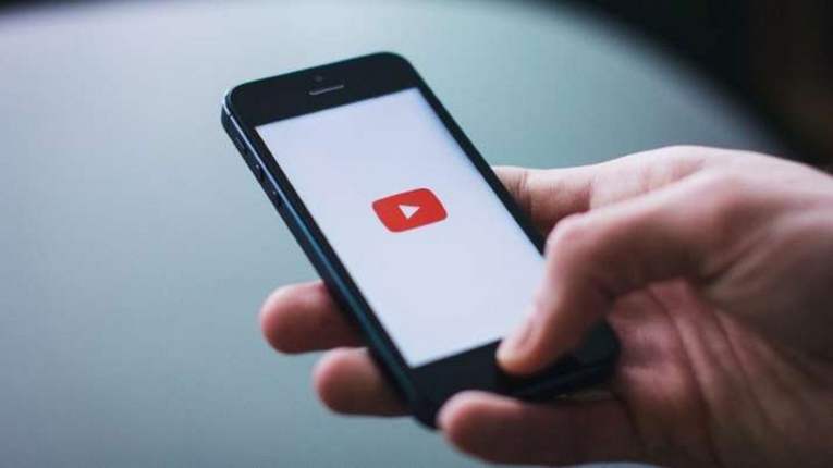 Fix Login, Sign-In Errors, or Account Loops Issues on YouTube App